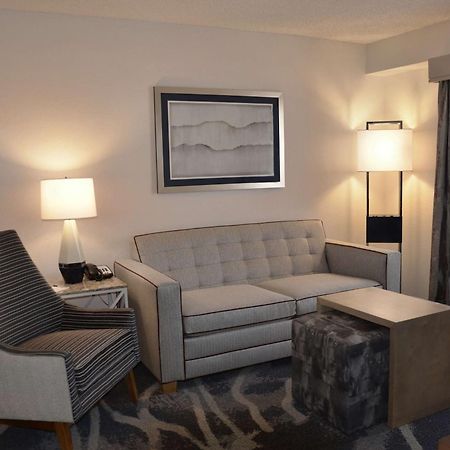 Homewood Suites By Hilton Phoenix-Biltmore Экстерьер фото