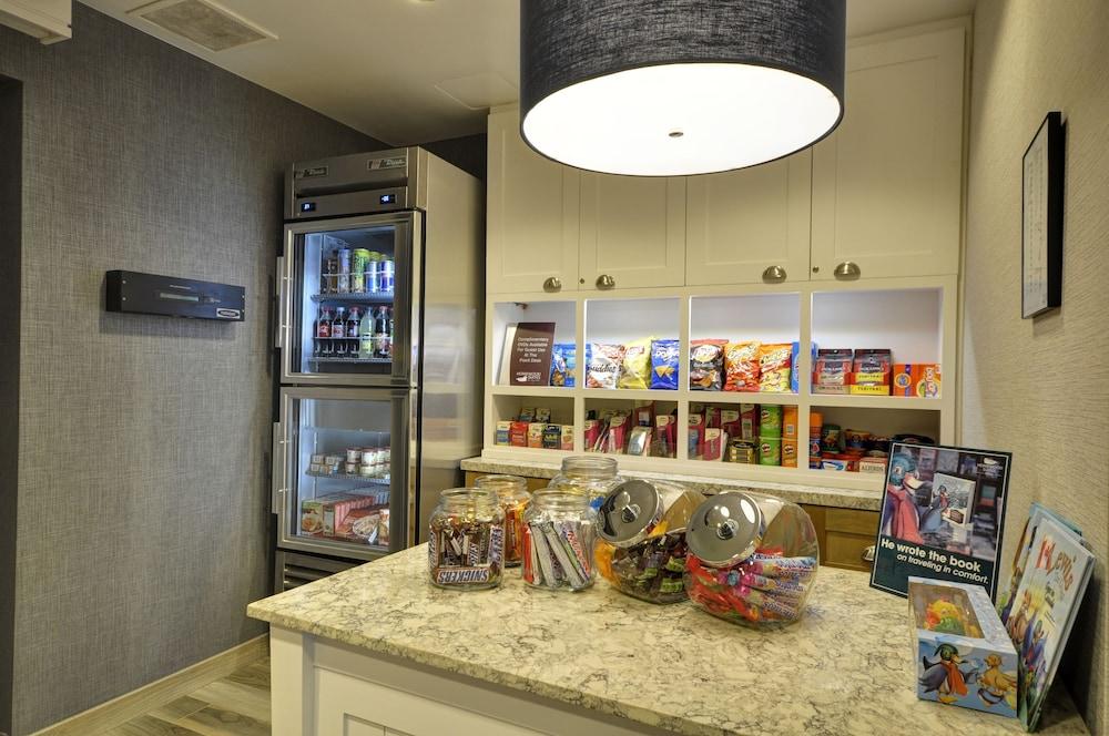 Homewood Suites By Hilton Phoenix-Biltmore Экстерьер фото