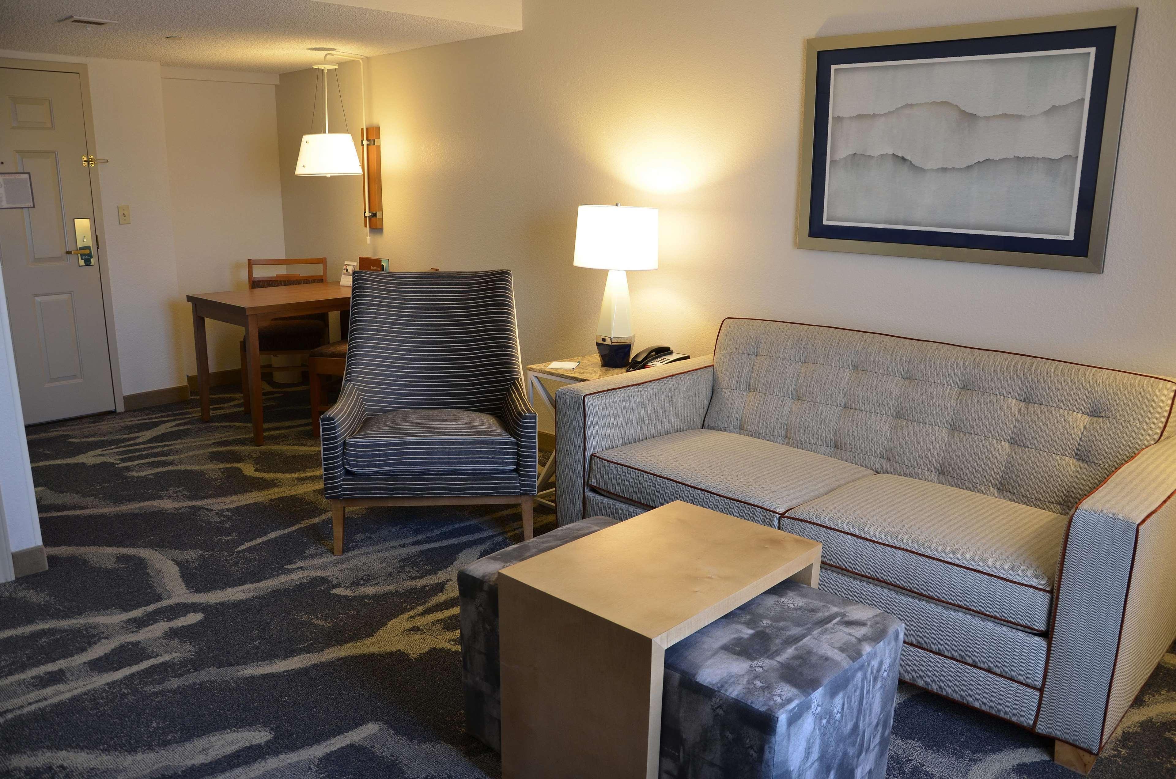 Homewood Suites By Hilton Phoenix-Biltmore Экстерьер фото