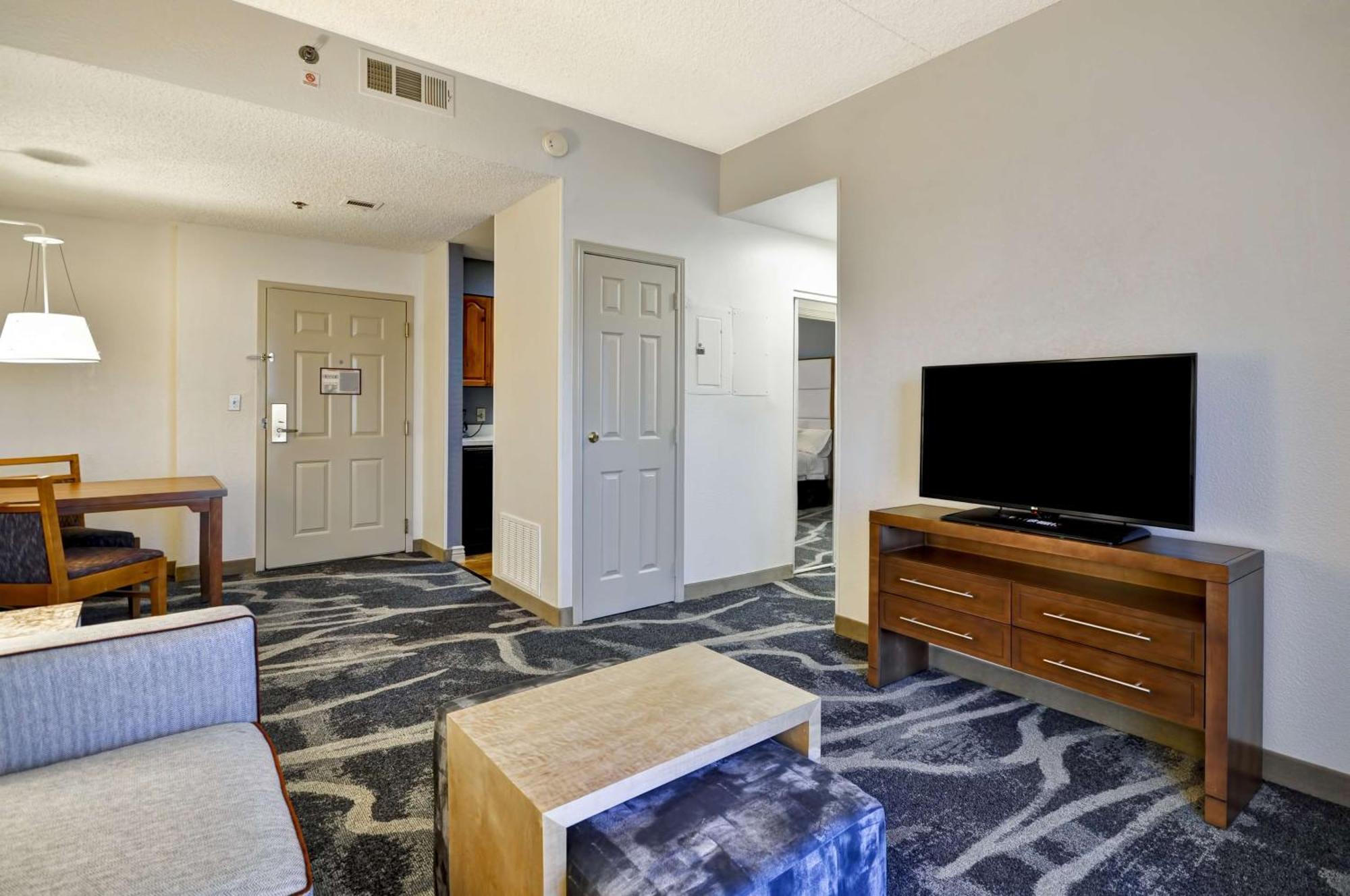 Homewood Suites By Hilton Phoenix-Biltmore Экстерьер фото