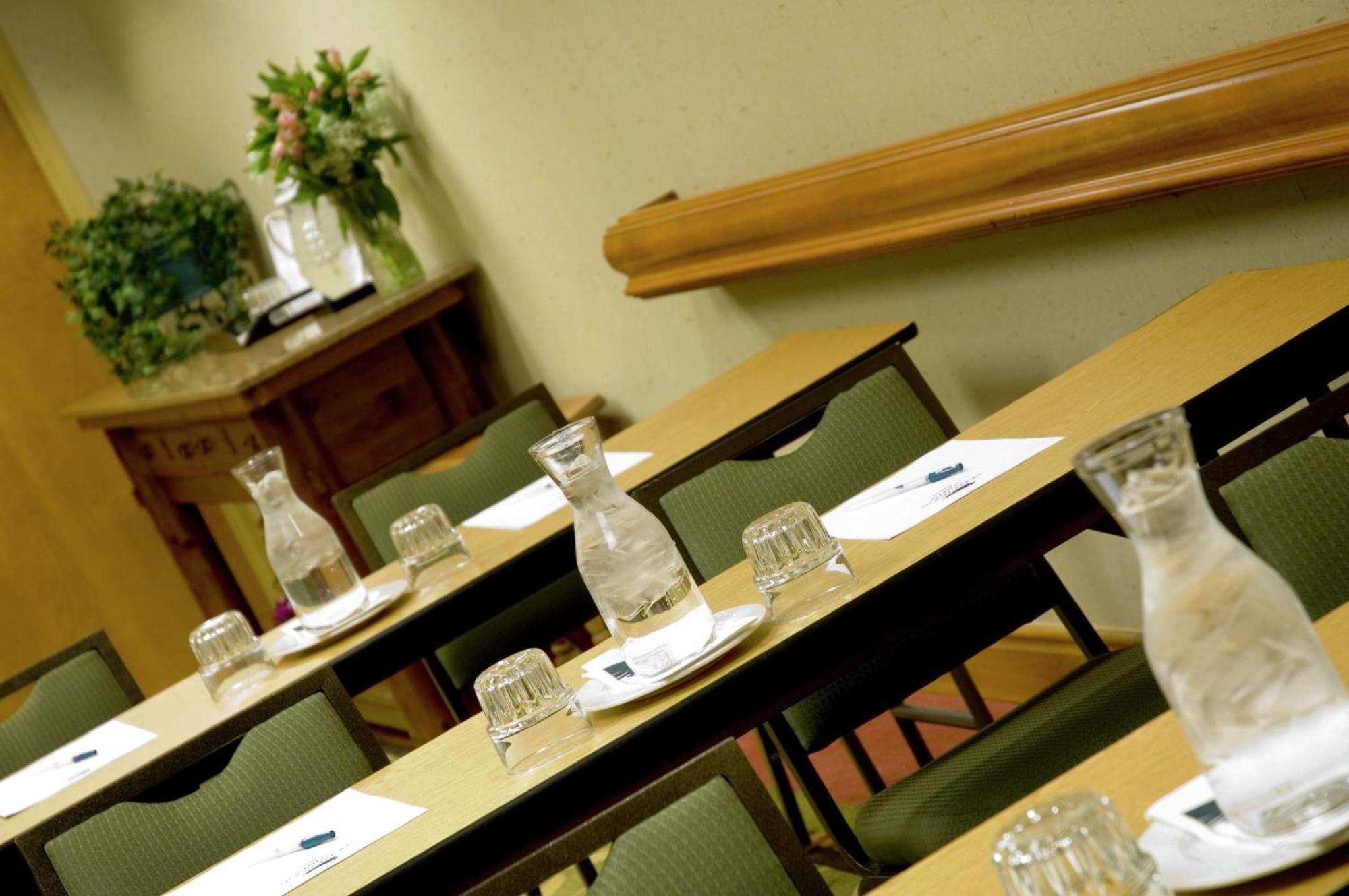 Homewood Suites By Hilton Phoenix-Biltmore Экстерьер фото