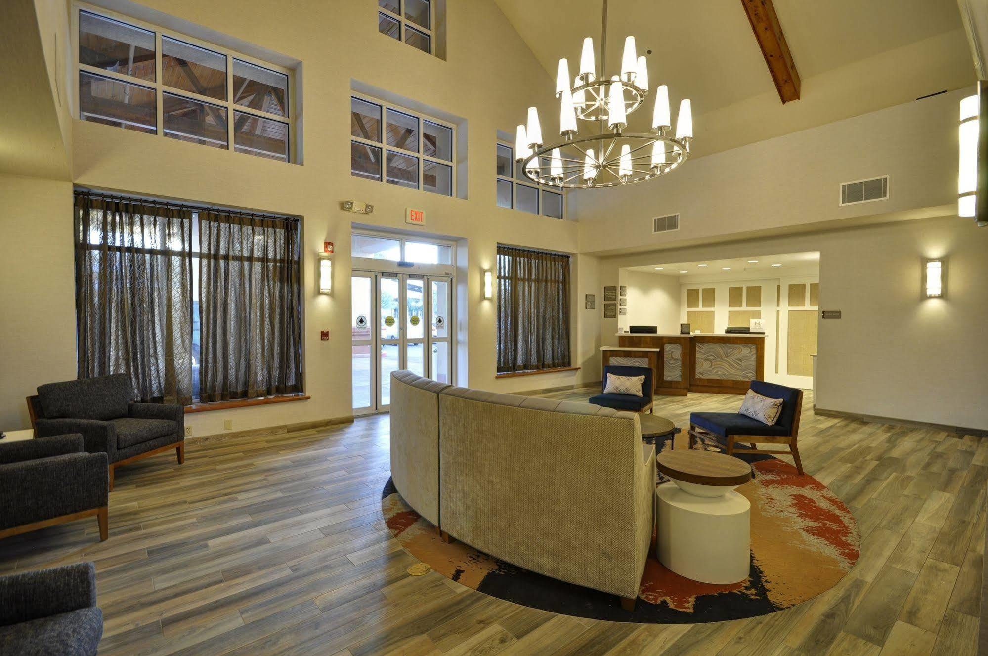 Homewood Suites By Hilton Phoenix-Biltmore Экстерьер фото